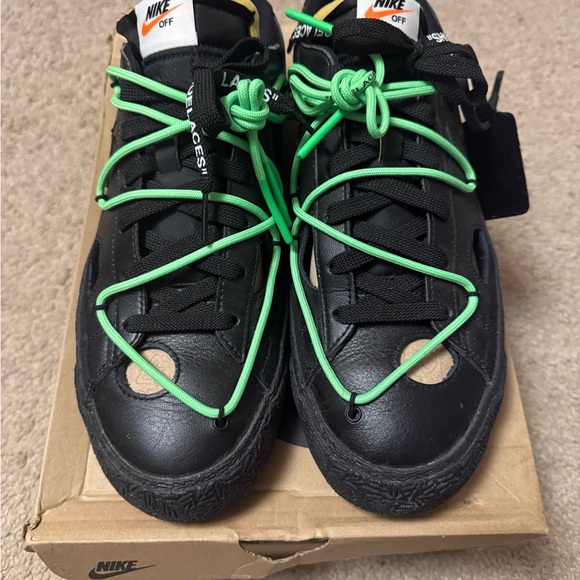 Off-White Nike Blazer Low '77 - Picture 2 of 5